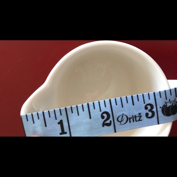 2  Retroneu Rhapsody porcelain creamers - Picture 5 of 7